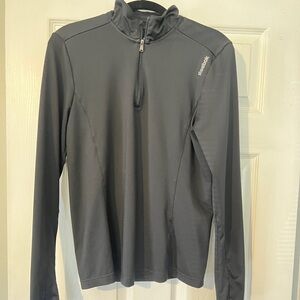 Reebok 1/4 ladies Black Long Sleeve Athletic Top Small
